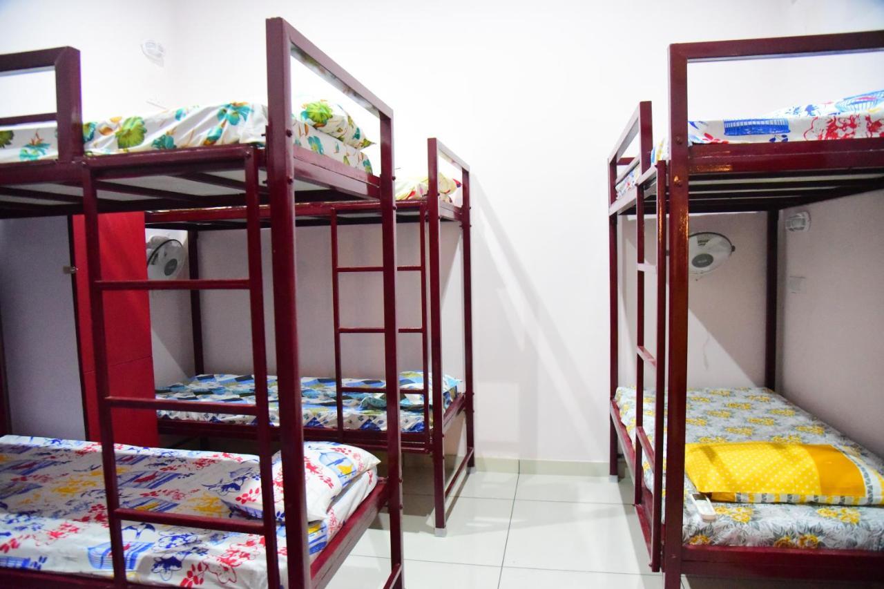 A Pousada Nutz Backpackers Amritsar Exterior foto